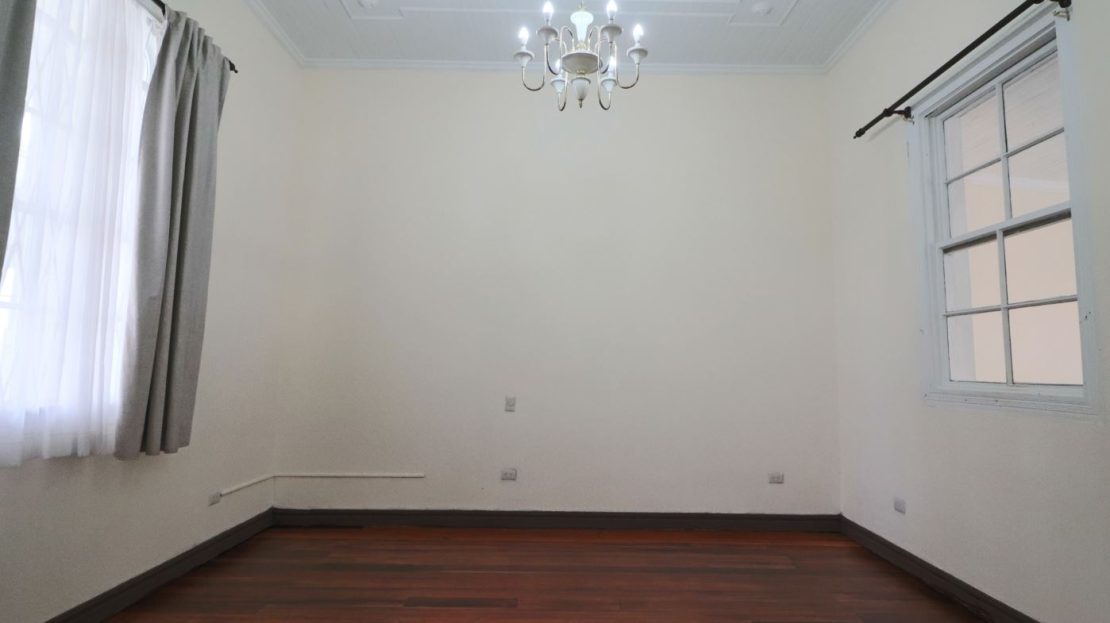 FOR SALE - House in Barrio Amon