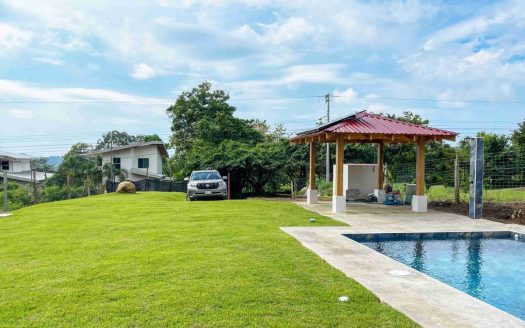 Brand-New Easy-Access 2-Bedroom Home with Big Pool & Peaceful Terraza on Calle Cascada in Ojochal Costa Rica