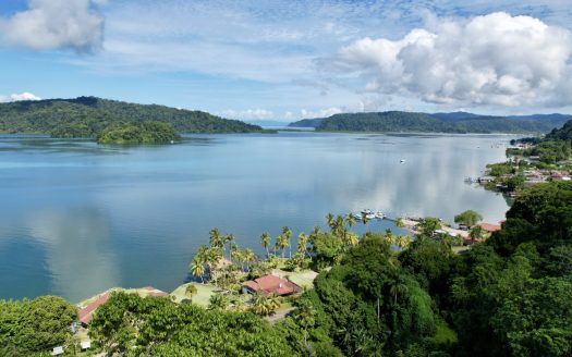 Turnkey Hotel with 24 Rooms, Pools & Restaurant – Prime Location in Golfito