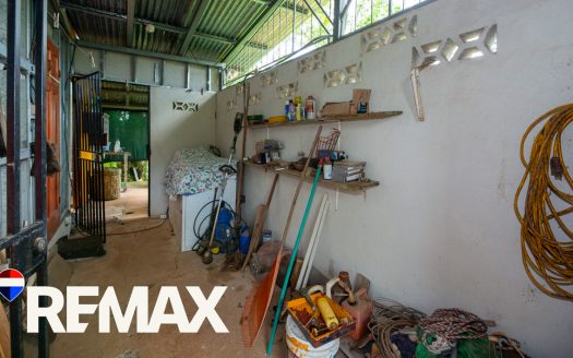 Affordable Up Country Living | Private and Peaceful | Home in the Hills