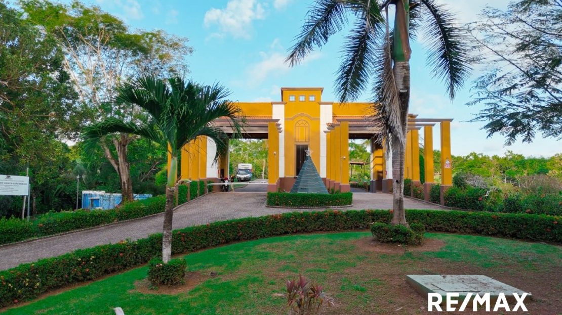 Parrita>Esterillos For Sale 97051 | RE/MAX Costa Rica Real Estate