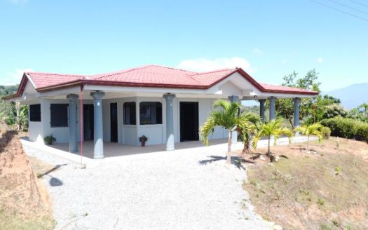 Stunning 3 Bedroom Home with Breathtaking Mountain Views in Platanares, Perez Zeledon for only $155 K.