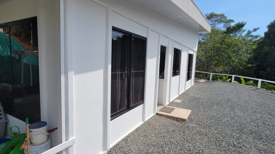 For Sale – Modern 3-Bedroom Home with Mountain Views