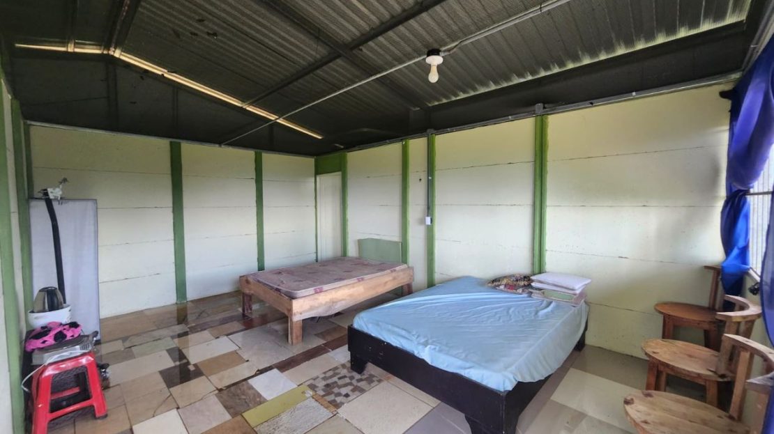 Cabin tucked away in mountain foothills of Perez Zeledon