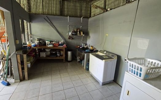 Great Opportunity! Secure House for Sale Located in Perez Zeledon