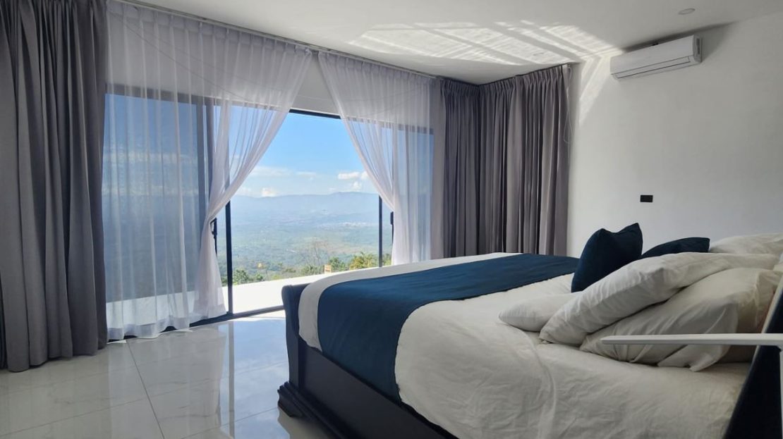 Pérez Zeledón – Panoramic Mountain Views