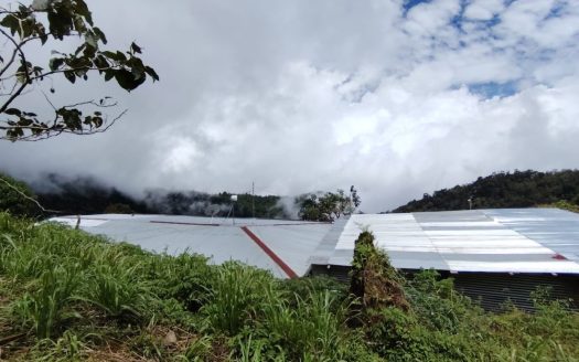 For Sale: Panoramic Views From 2000 Meters In Páramo