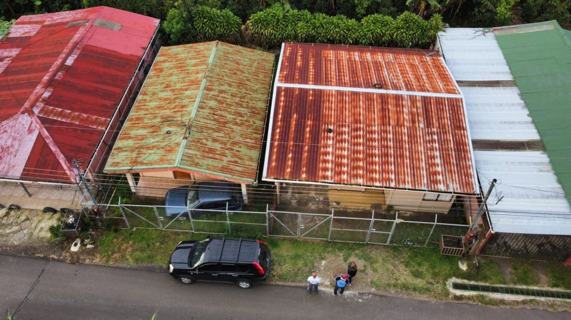 For Sale Cozy Home With Covered Garage And Utilities Ready