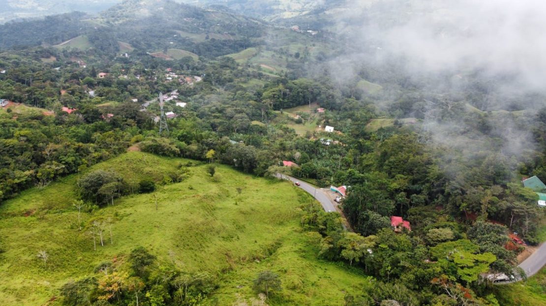 Resort Or Luxury Estates In The Heart Of The South Pacific