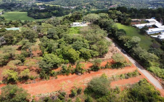 For Sale: 462 m² lot just 3.5 km from San Isidro downtown