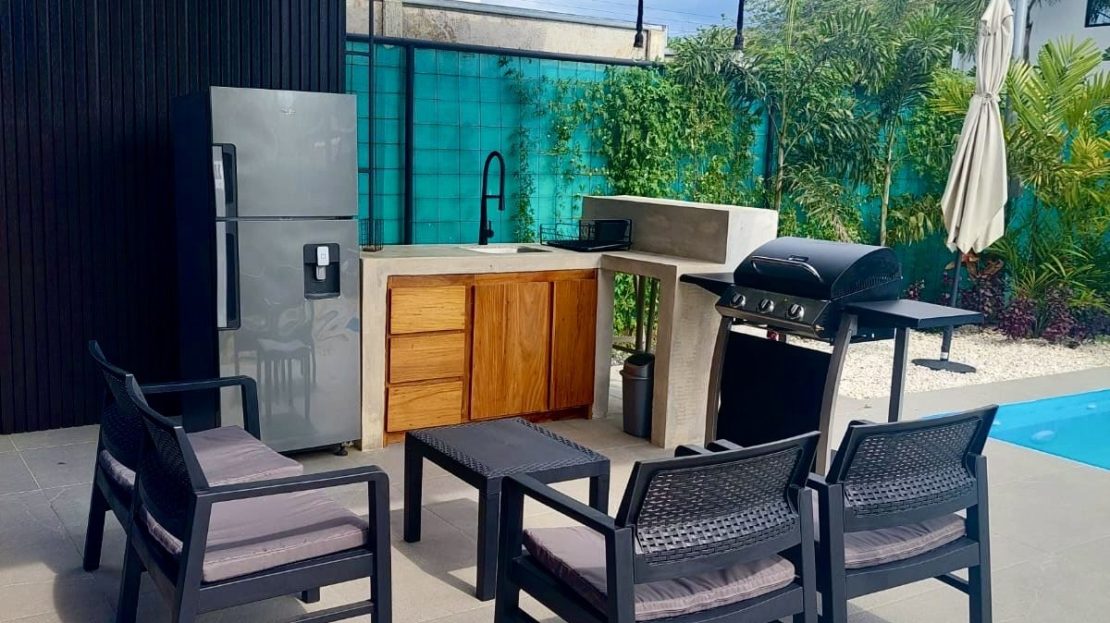 For Sale Fully Furnished 3 Bedroom House with Private Pool in Gated Community Near La Fortuna – Airbnb Investment Opportunity