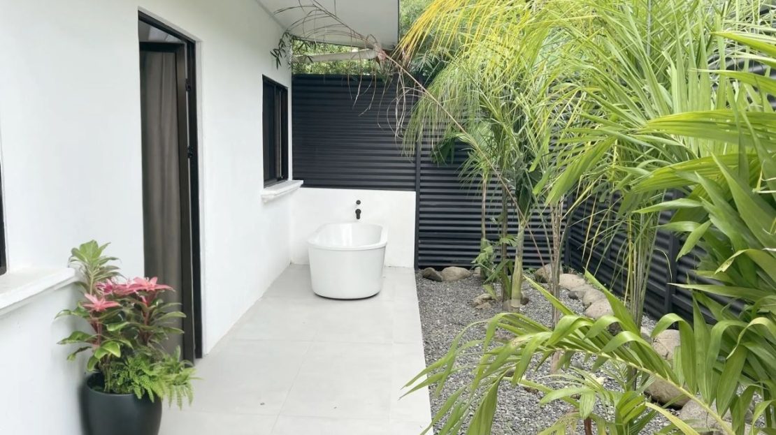 Amazing mountain views in Roses Villa