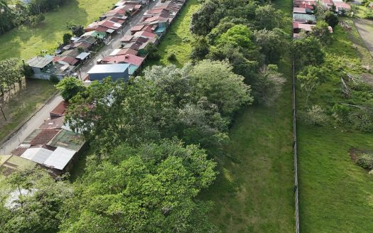 For sale: 3.5-hectare property in La Fortuna with a small creek and just minutes from downtown.