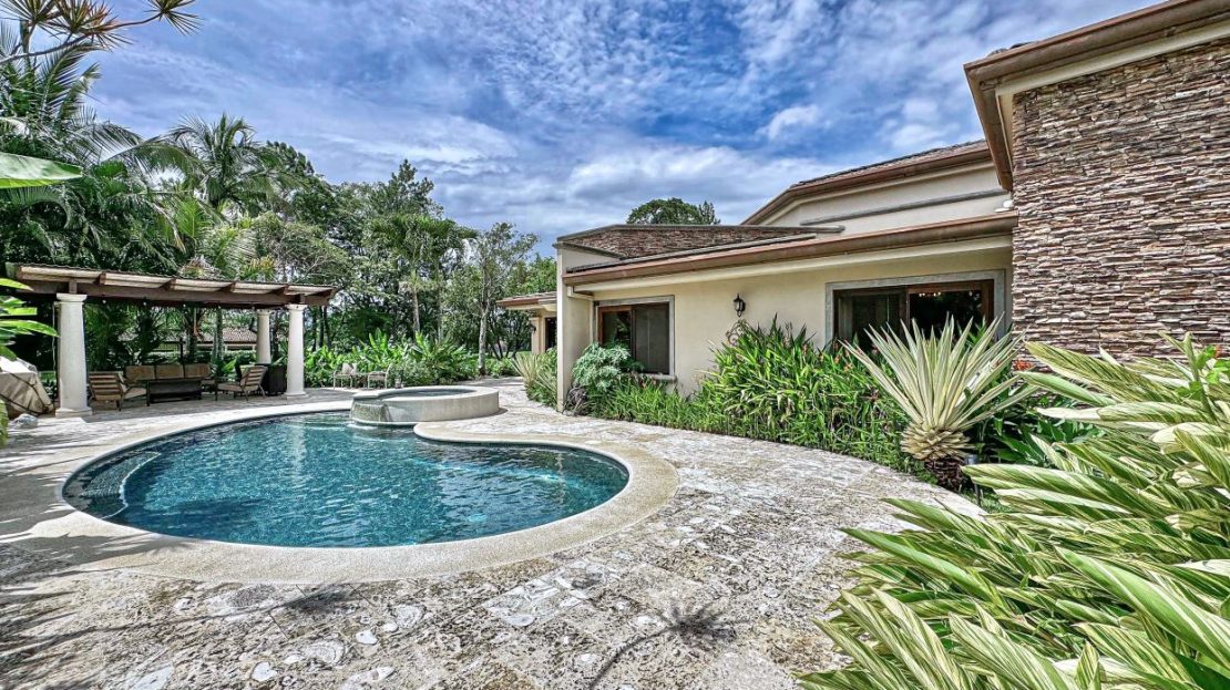 Costa Rica Real Estate