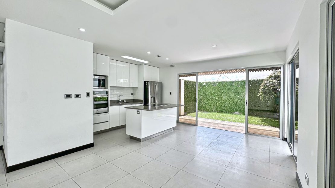 Costa Rica Real Estate