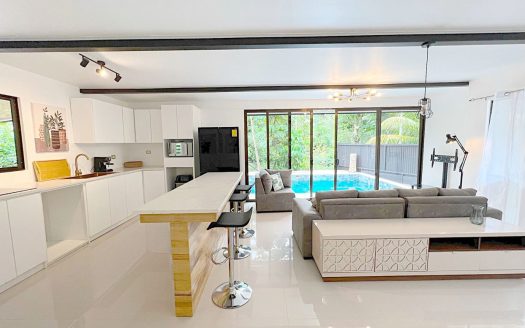 Lovely Beach Villa: Unmatched Comfort and Style in Playa Hermosa’s Prime Location