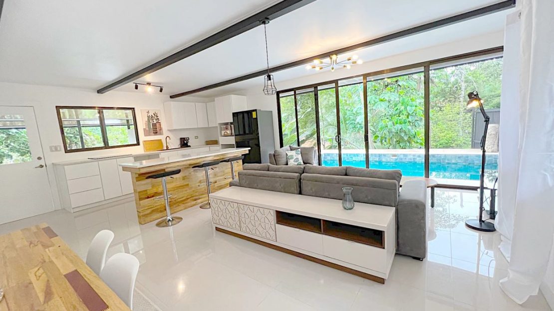 Lovely Beach Villa: Unmatched Comfort and Style in Playa Hermosa’s Prime Location