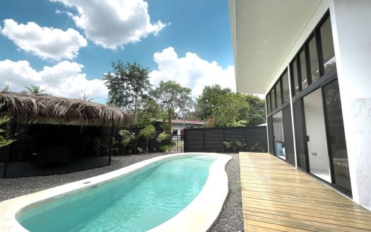 Sunset Serenity Oasis: Where Luxury Meets Nature Just Steps from Uvita Beach