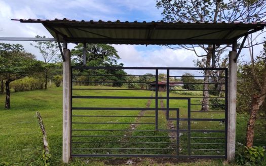 15,000 m² Property for Sale Near Tenorio Volcano, Costa Rica – Exceptional Investment Opportunity For sale in Costa Rica