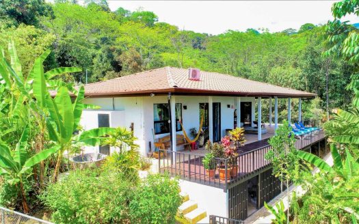 3 Bedroom Home With Ocean View Near Ojochal Tres Rios