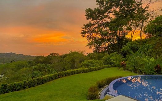 Private 2-Bed Hacienda with Ocean & Mountain Views, Pool & Development Potential in Ojochal