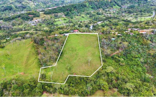 Scenic 2+ Hectare Pasture with Valley Views, Creek, and Easy Access in Miraflores. Lot H11.