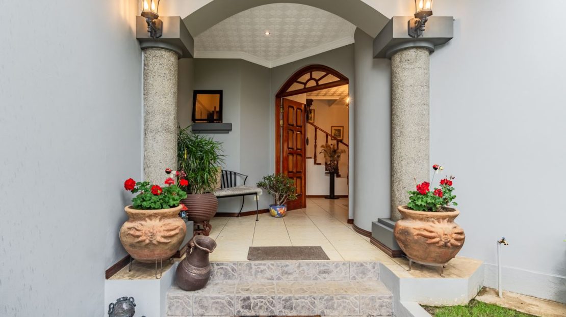 Costa Rica Real Estate