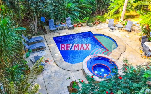 One-of-a-Kind Luxury Home with Pool for Sale in Naranjo, Costa Rica