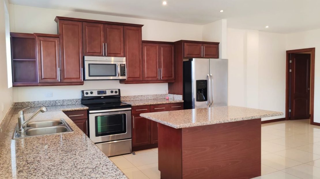 EXCLUSIVE APARTMENT – VALLE ARRIBA