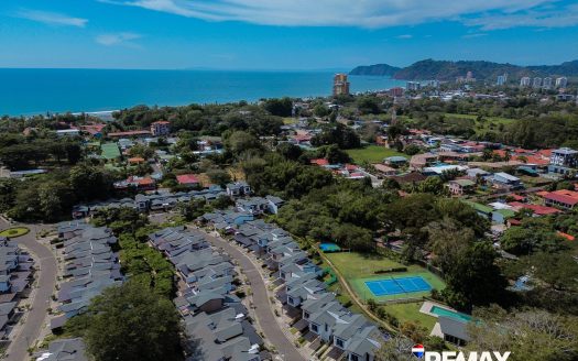 Jacó Beach Single-Story Home