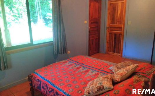 Coastal Hideaway Estate in Zancudo