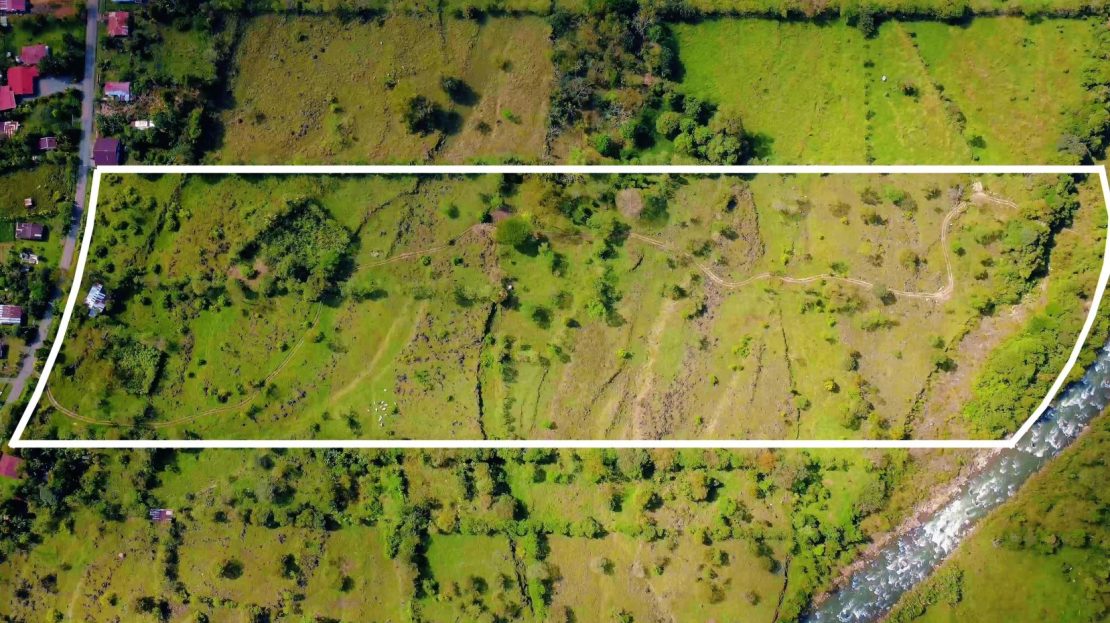 River Front & Exceptional Road Frontage