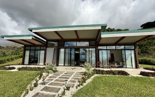 Eco friendly and self sustaining home