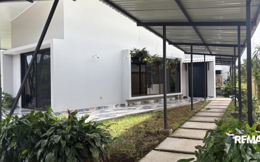 Tranquil Retreat House