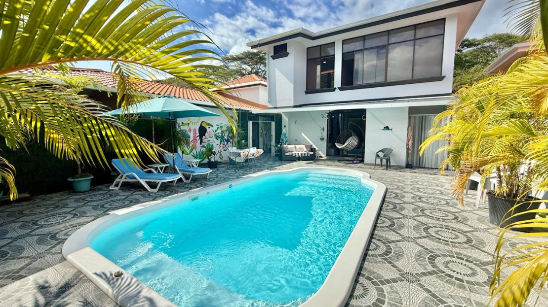 Parrita>Esterillos For Sale 102925 | RE/MAX Costa Rica Real Estate