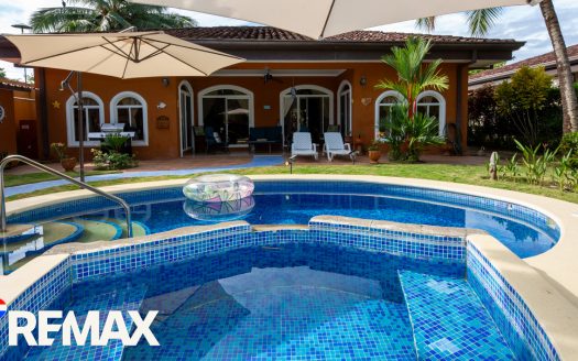 Parrita>Esterillos For Sale 103515 | RE/MAX Costa Rica Real Estate