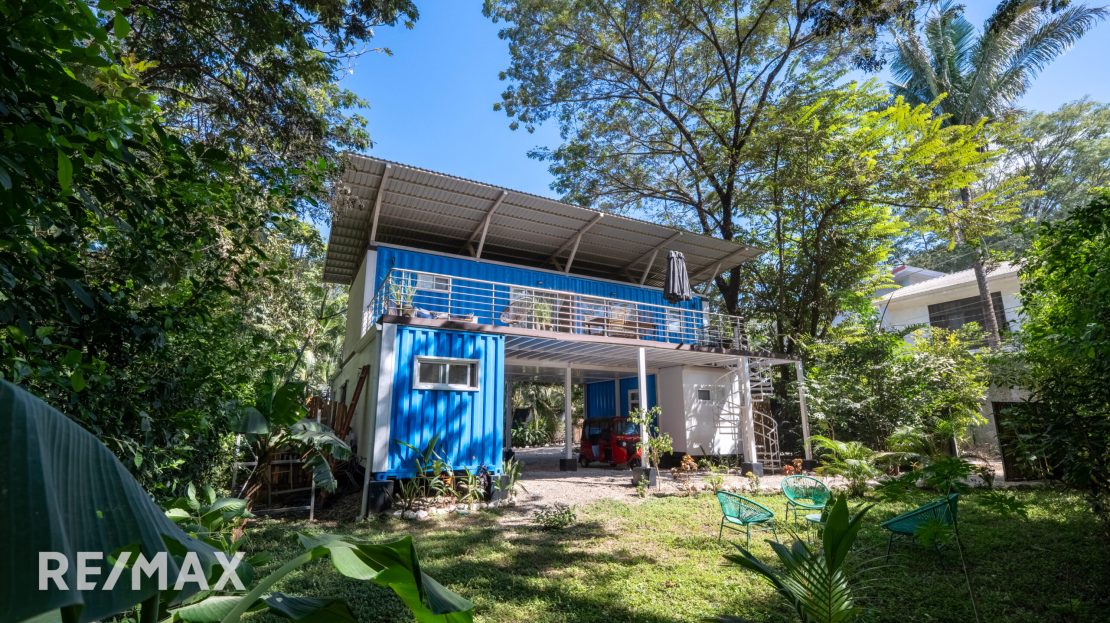 Prime 5-Bedroom Income Property on Main Street-Playa Pelada Guanacaste | REMAX
