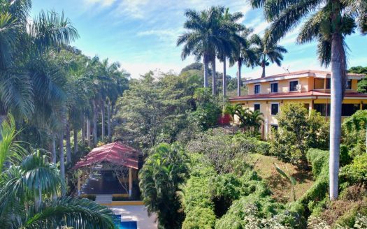 Luxury Multi-Residence Estate in Atenas – exceptional 3.46-acre property