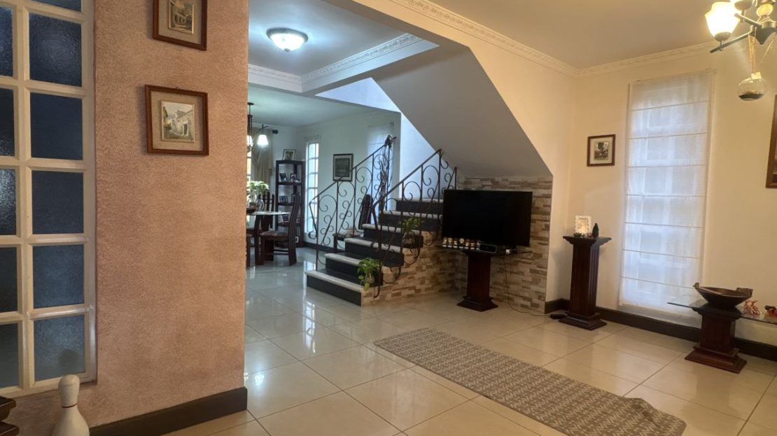 Beautiful Home in a Gated Community Jacaranda – Moravia