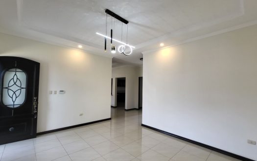 New Price – Even Better Value! – Tranquility and Space: Elegant House in a Gated Community.