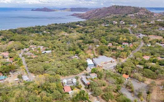 Lot in the center of Hermosa beach