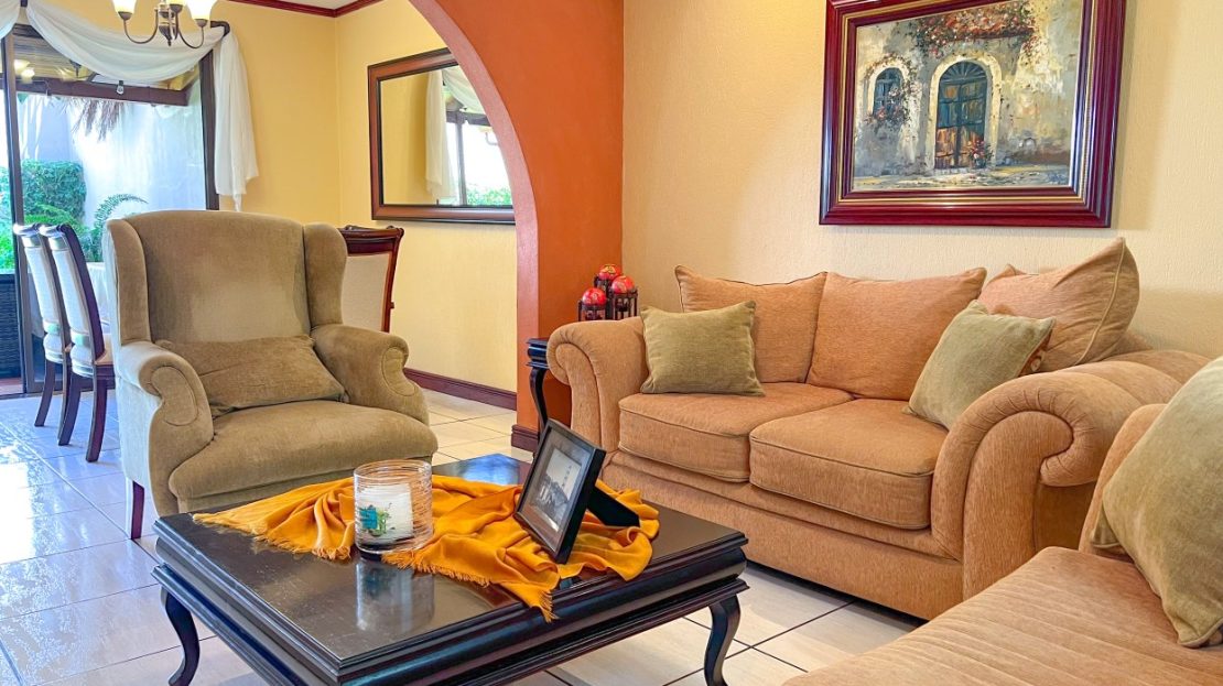 FOR SALE Beautiful Colonial home in Santo Domingo