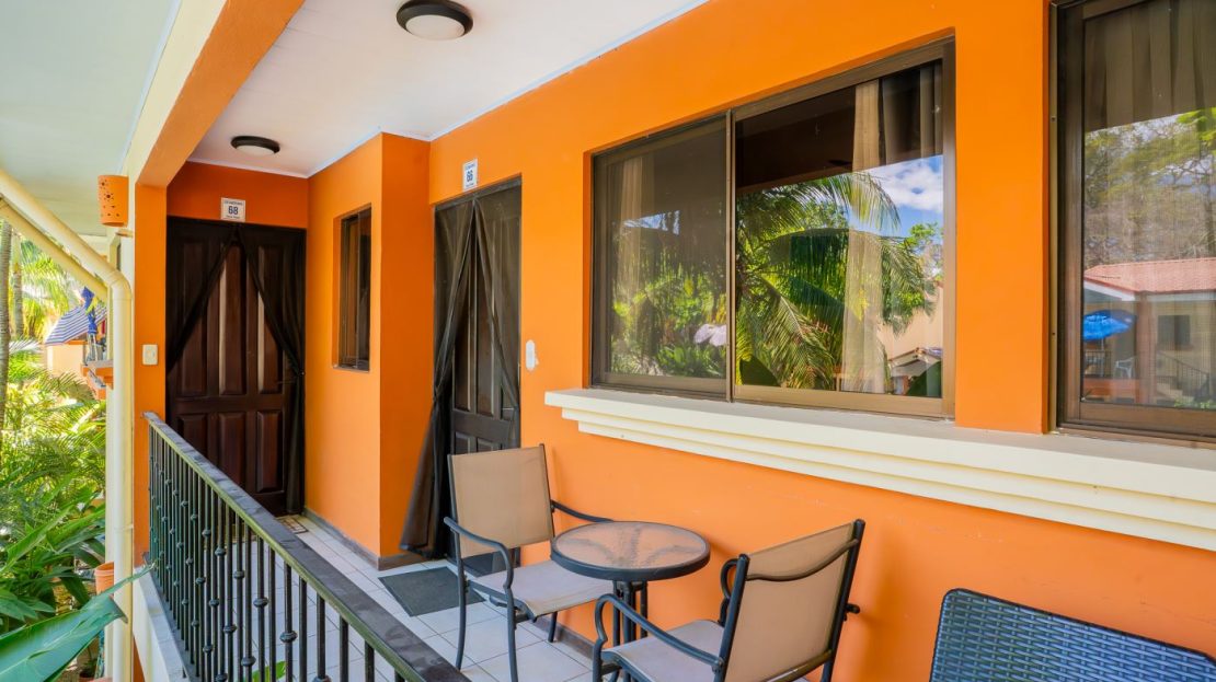 Cocomarindo 66 – Remodeled 1-Bed Condo