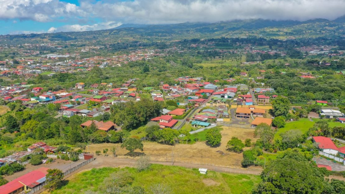 Spectacular property located in a strategic area.