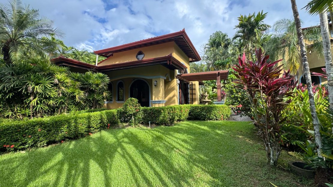 Golfito>Pavones Real Estate Listings 28378