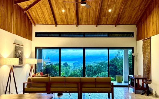 Beautiful and Exceptionally Private Lake Arenal Home with Lake & Volcano Views