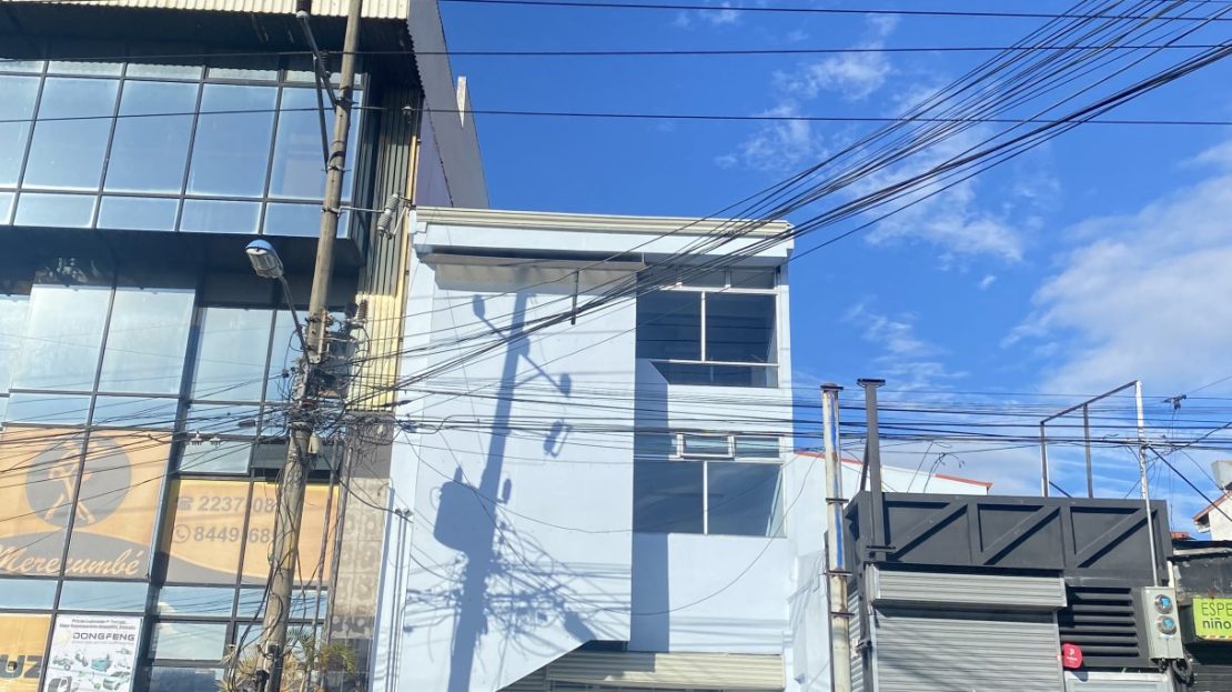 PRICE DROP: Hot Location for Retailers next to Mc Donalds Heredia