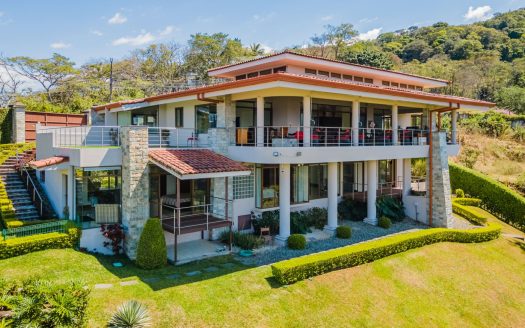 Monasterio House – A jewel in the mountains of Escazú