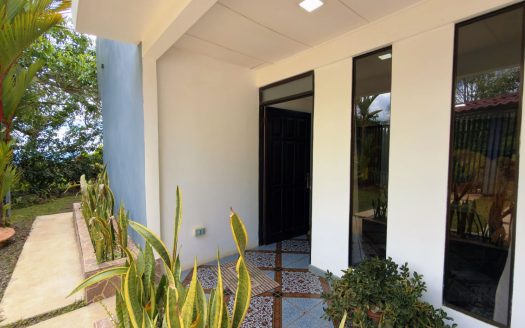 For Rent: Beautiful Home in San Ramon Sur Perez Zeledon