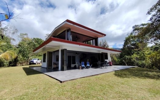 For Sale: Luxury Home With Beautiful Creek, Ocean View And Bird Sanctuary In Pérez Zeledón